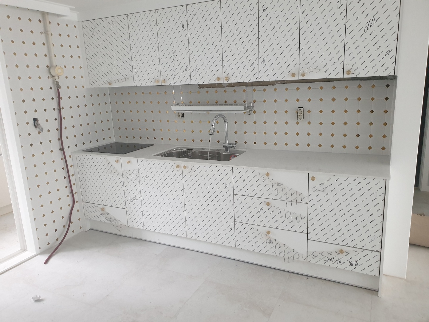 3698599459_xEHRi7Db_d0dfd2bab0de79cdac071e62c63bf779e7144c64.jpg 이미지크게보기